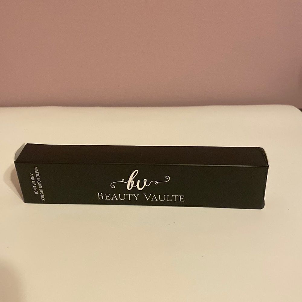 BV Beauty Vaulte Matte liquid lipstick and lip liner